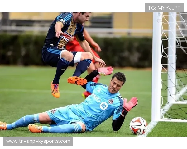 德布劳内脚后跟助攻成赛季经典